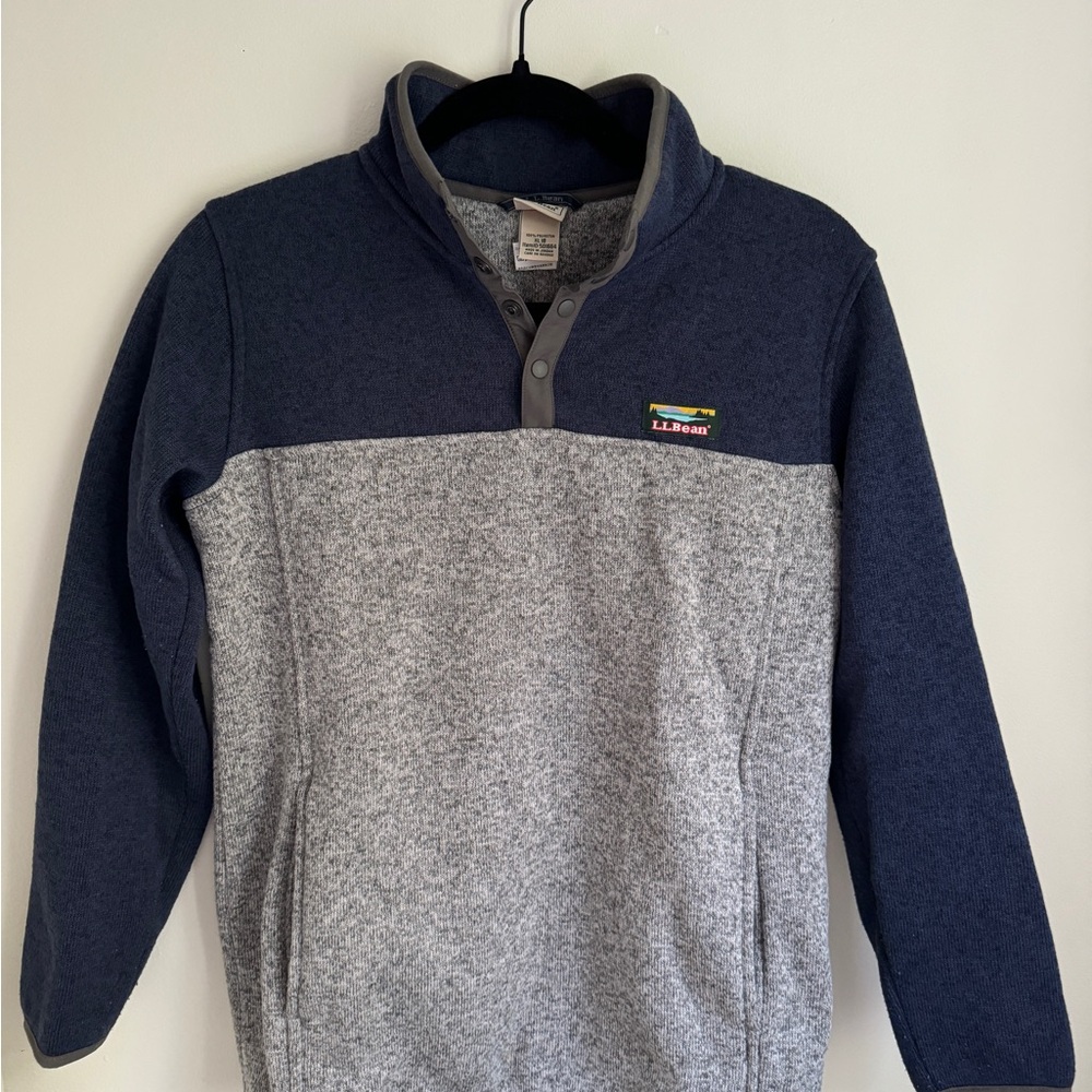 L.L.Bean Boys’ 1/4 Button-up Colorblock Fleece in Navy/Heather Grey